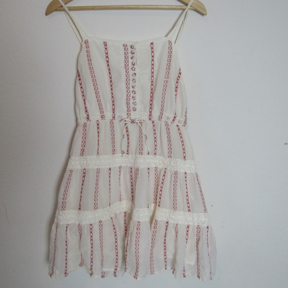 Jenny Han tunic, size small.  B